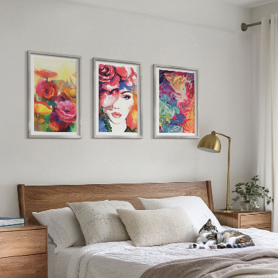 Gerahmtes bilderset Intensives Blumenporträt einer Frau