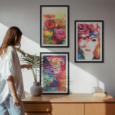 Gerahmtes bilderset Intensives Blumenporträt einer Frau