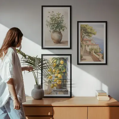 3er-Set Wandbilder mit Rahmen Motiv Blumen in einer Vase begleitet von einem Meer aus Zitronen