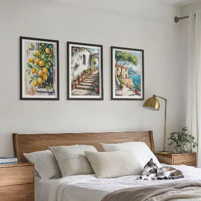 Gerahmtes Bilderset mit Zitronen, Blumen und Meerblick