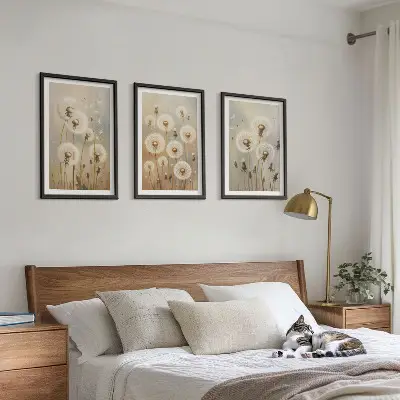 Wandbilder-Set mit Rahmen weiße Löwenzahnblüten auf hellem Hintergrund 3-teilig