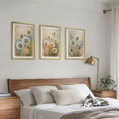 Löwenzahnbild-Set mit Rahmen drei Bilder mit Löwenzahnblüten und pastellfarbenen Gräsern