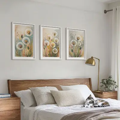 Löwenzahnbild-Set mit Rahmen drei Bilder mit Löwenzahnblüten und pastellfarbenen Gräsern