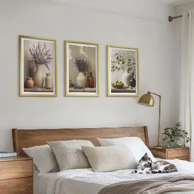 Blumen in Vasen Bilder-3er-Set mit Rahmen in Oliven-Dekor