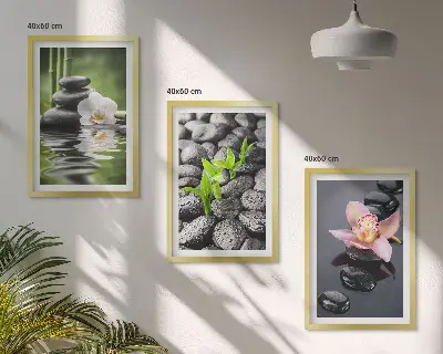 Gerahmtes Bilderset ruhige Zen-Komposition mit Blumen und Wasser