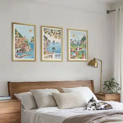 3-teiliges Bilder-Set mit Rahmen mit Motiven von Landschaften, Meer und Zitrusfrüchten