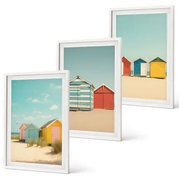 Gerahmtes Bilderset mit bunten Häusern, Strand und Sonne