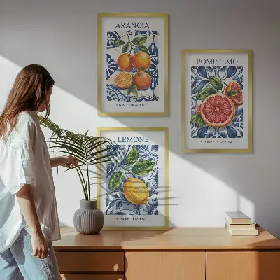 Gerahmtes Bilderset mit italienischen Zitrus-Modeplakaten