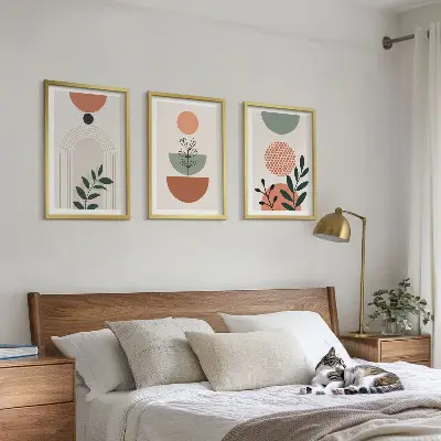 Gerahmtes Bilderset mit modernen Pflanzenmotiven