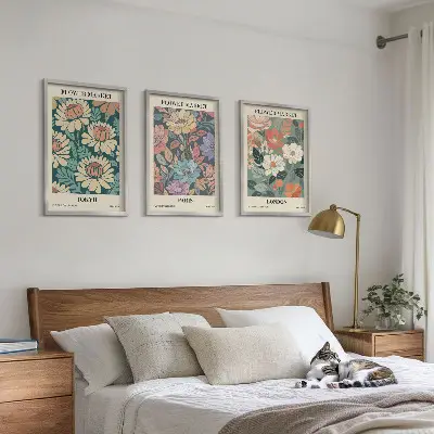 Gerahmtes Bilderset mit Blumenmotiven von Tokio Paris und London