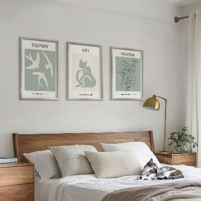 Gerahmtes Bilderset mit stilvollen Illustrationen im Matisse Stil