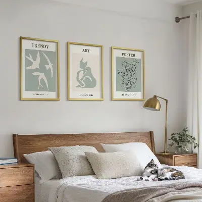 Gerahmtes Bilderset mit stilvollen Illustrationen im Matisse Stil