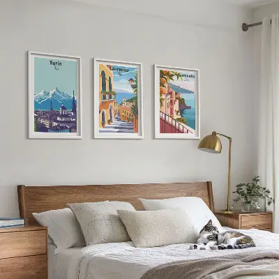 Farbenfrohe Retro-Stadtansichten 3er-Set als Bilder mit Rahmen