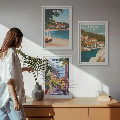 3er-Set Illustrationen von Küstenstädten mit passendem Bilderrahmen