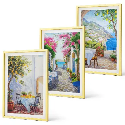3er-Set Bilder mit Rahmen mit Motiven von charmanten Straßen, Pflanzen und dem Meer