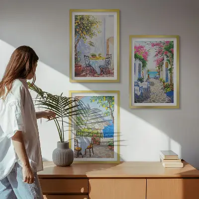 3er-Set Bilder mit Rahmen mit Motiven von charmanten Straßen, Pflanzen und dem Meer