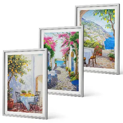 3er-Set Bilder mit Rahmen mit Motiven von charmanten Straßen, Pflanzen und dem Meer