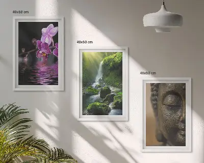Gerahmtes Bilderset mit Motiven von Blumen, Wasserfall und Zen-Felsen