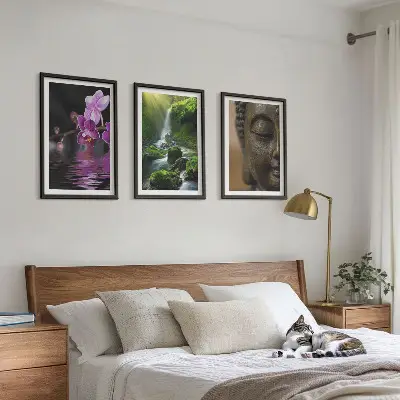 Gerahmtes Bilderset mit Motiven von Blumen, Wasserfall und Zen-Felsen