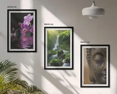 Gerahmtes Bilderset mit Motiven von Blumen, Wasserfall und Zen-Felsen