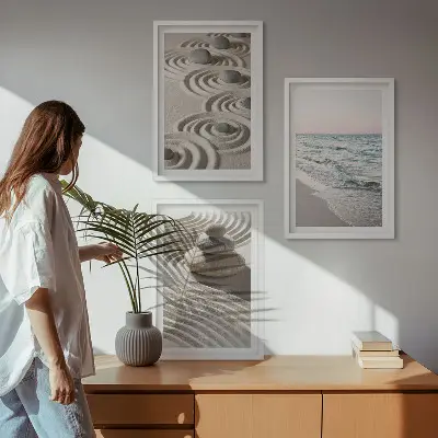 Wandbilder-Set mit Rahmen mit Motiven von Wellen Sand Wasser Steinen und Strand im 3er-Set