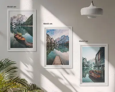 Gerahmtes Bilderset mit Motiven von See, Bergen, Booten und Ferienhaus