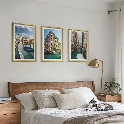 Gerahmtes Bilderset mit Architektur der Kanäle von Venedig