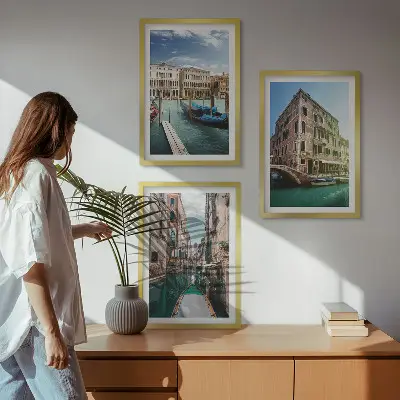 Gerahmtes Bilderset mit Architektur der Kanäle von Venedig