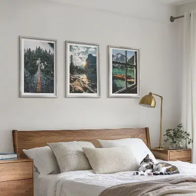 Bilder-3er-Set mit Rahmen Landschaftsmotive mit Brücke, Wald, See, Booten und Bergen
