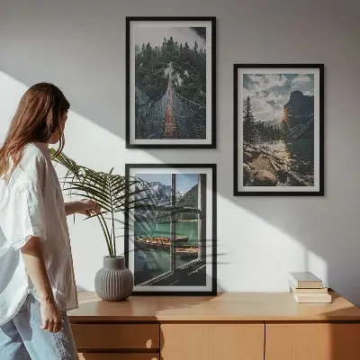 Bilder-3er-Set mit Rahmen Landschaftsmotive mit Brücke, Wald, See, Booten und Bergen