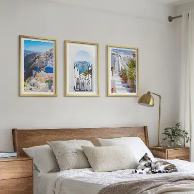 Gerahmtes Bilderset mit Santorini Architektur in Oia