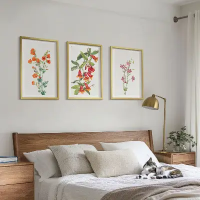 Gerahmtes Bilderset mit Vintage Retro Blumenmalerei