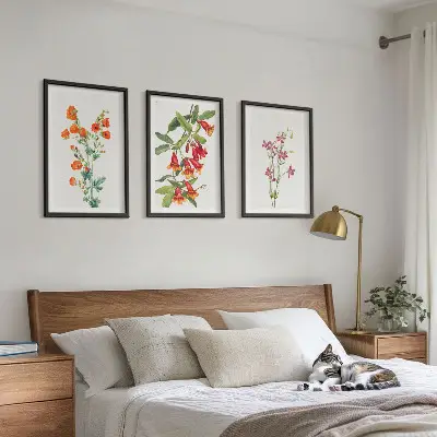 Gerahmtes Bilderset mit Vintage Retro Blumenmalerei