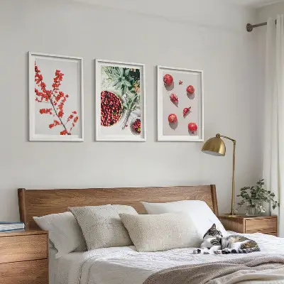 3er-Set Bilder mit Rahmen Minimalismus von roten Früchten und Pflanzen