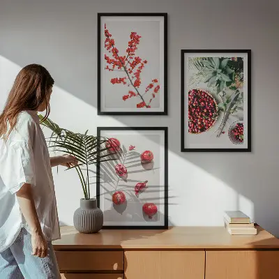 3er-Set Bilder mit Rahmen Minimalismus von roten Früchten und Pflanzen
