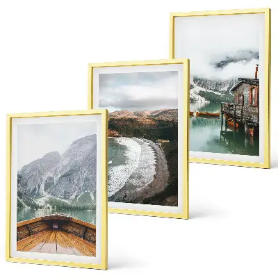 Gerahmtes Bilderset mit Motiven von Bergen, See, Boot, Strand und Landschaft