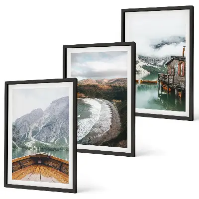 Gerahmtes Bilderset mit Motiven von Bergen, See, Boot, Strand und Landschaft