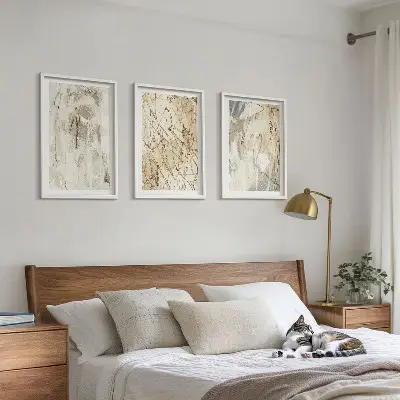 Gerahmtes Bilderset mit abstrakten Mustern in Beige und Grau