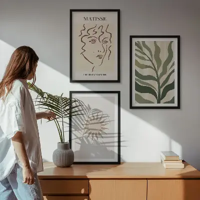 Gerahmtes Bilderset mit abstrakten Pflanzenmotiven