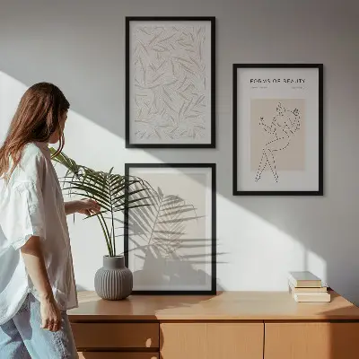 Gerahmtes Bilderset mit minimalistischen botanischen Motiven