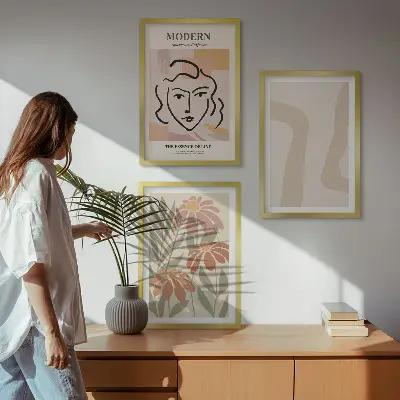Moderne abstrakte Frau 3er-Set Bilder mit Rahmen