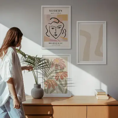 Moderne abstrakte Frau 3er-Set Bilder mit Rahmen