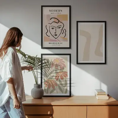 Moderne abstrakte Frau 3er-Set Bilder mit Rahmen