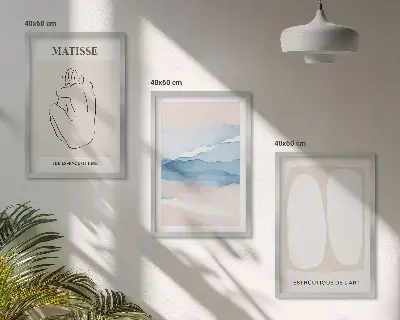 Gerahmte Bilderwand mit Motiven von Matisses abstrakten Formen