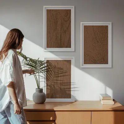 Gerahmtes Bilderset mit Motiv Holzstruktur Rinde und Minimalismus