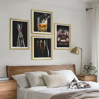 Wanddeko-Set mit Motiv Frauenbeine Rosenwagen und Wein