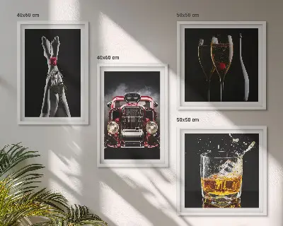 Wanddeko-Set mit Motiv Frauenbeine Rosenwagen und Wein