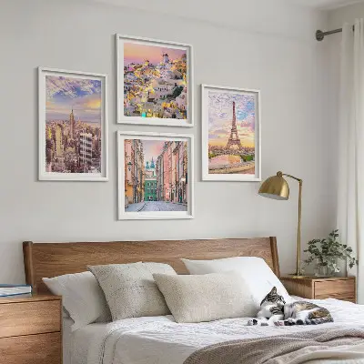 Mehrteiliges Wandbild mit Rahmen Motiv New York Paris Oia Warschau zur Dämmerung