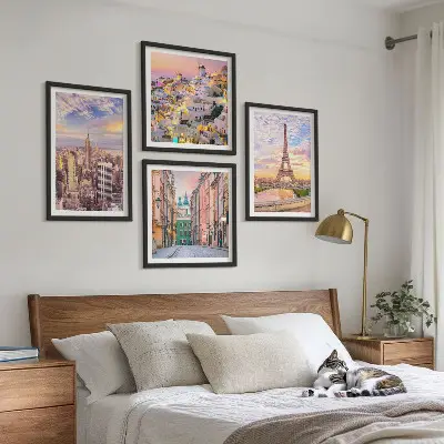 Mehrteiliges Wandbild mit Rahmen Motiv New York Paris Oia Warschau zur Dämmerung