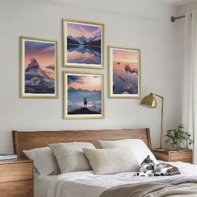 Mehrteiliges Wandbild mit Rahmen Motiv Berglandschaft mit Seen
